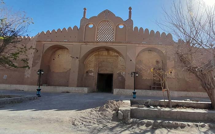 گردشگری ملاباشی: مهاجرپذیر و سیلخیز