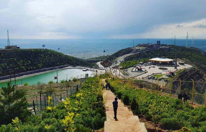 تبریز کوه عینالی: دامنههای کوهستانی با چشماندازهای پانوراما